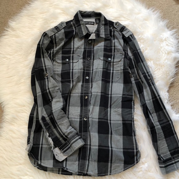 Men’s casual button down - Picture 2 of 4